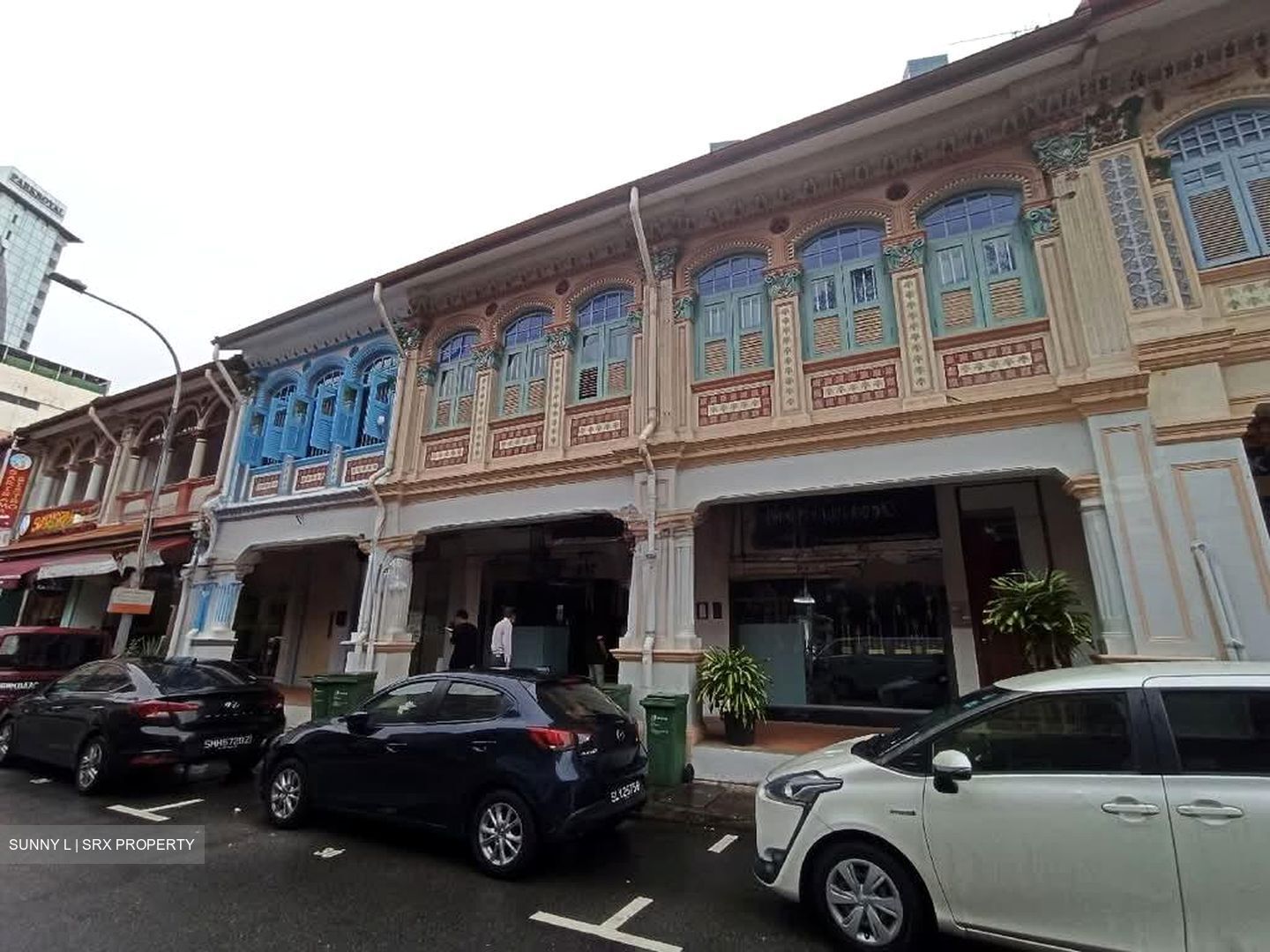 Desker Road Conservation Area (D8), Retail #564472841